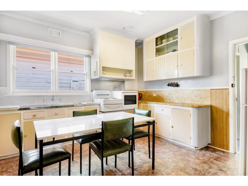 13 Fisher Street, Wendouree VIC 3355