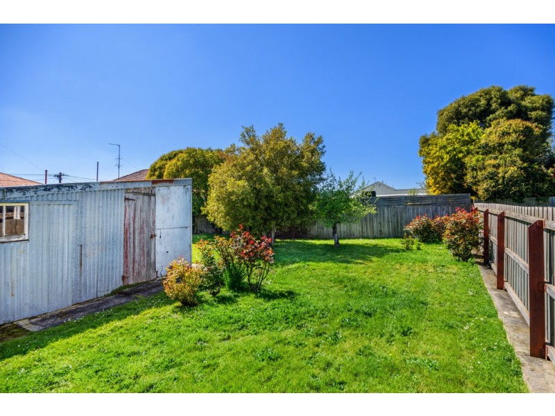 13 Fisher Street, Wendouree VIC 3355