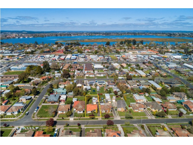 13 Fisher Street, Wendouree VIC 3355