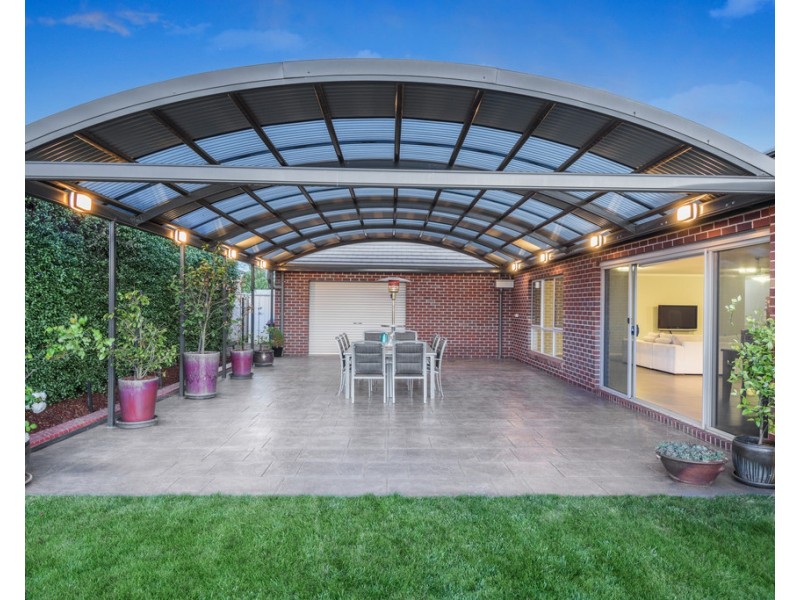 19 Howe Street, Miners Rest VIC 3352