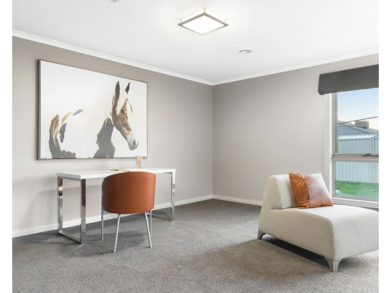 19 Howe Street, Miners Rest VIC 3352