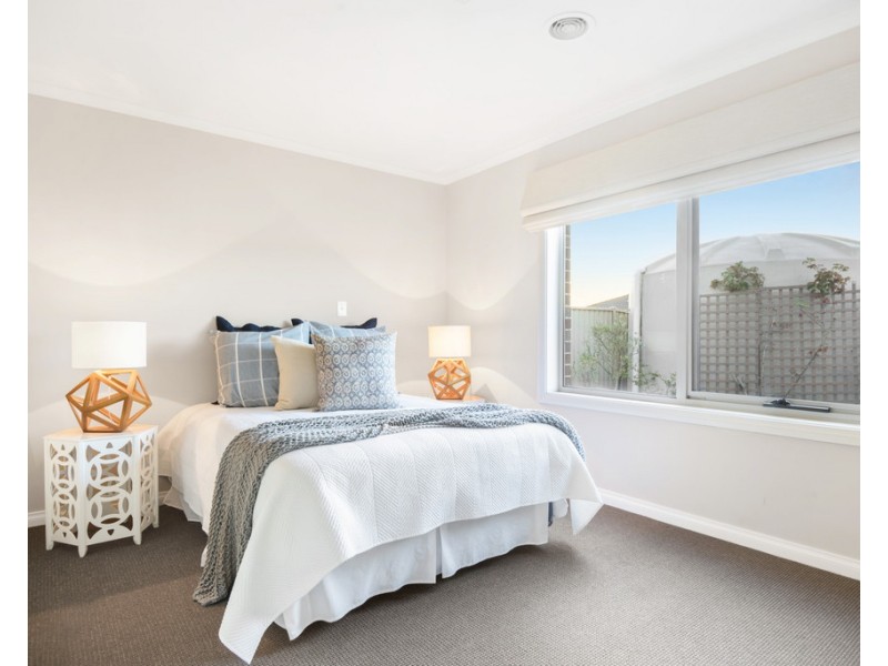 19 Howe Street, Miners Rest VIC 3352