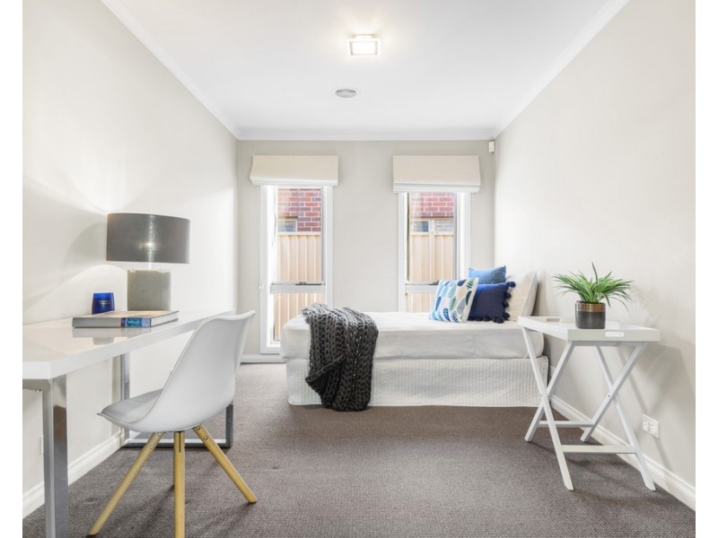 19 Howe Street, Miners Rest VIC 3352