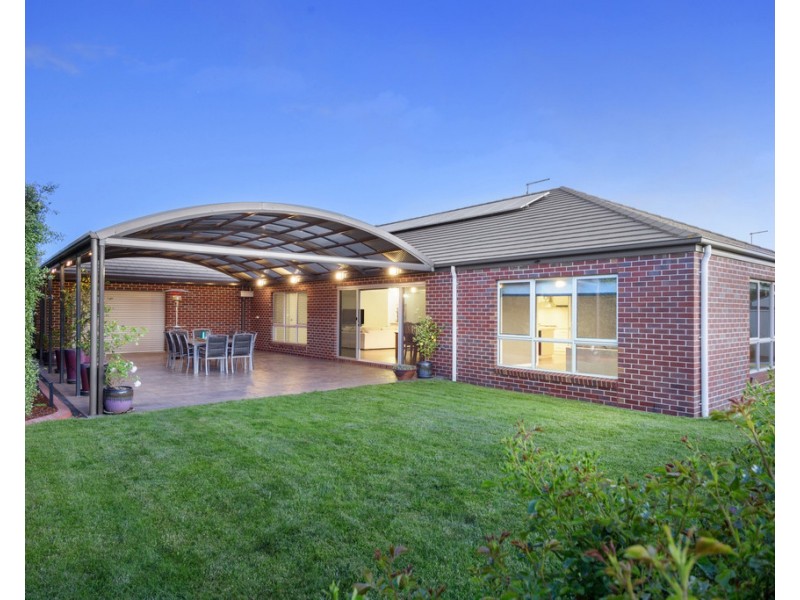 19 Howe Street, Miners Rest VIC 3352