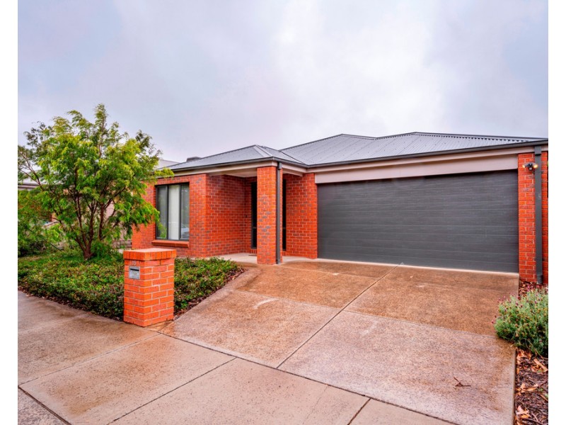 15 Portsea Street, Alfredton VIC 3350