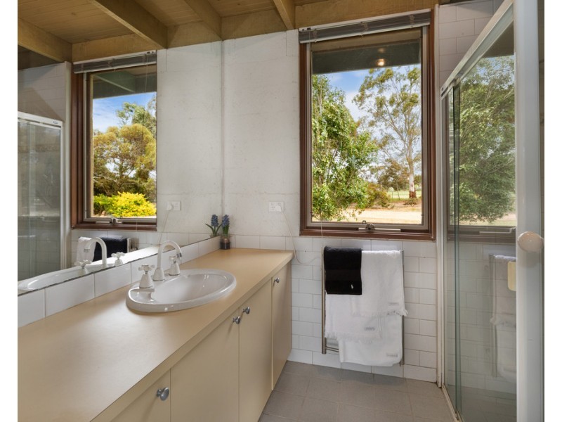 36 Crespigny Street, Talbot VIC 3371