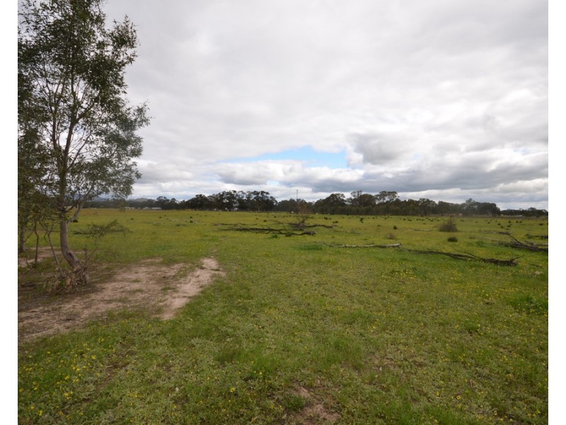 CA 260 Ararat – St Arnaud Road, Navarre VIC 3384