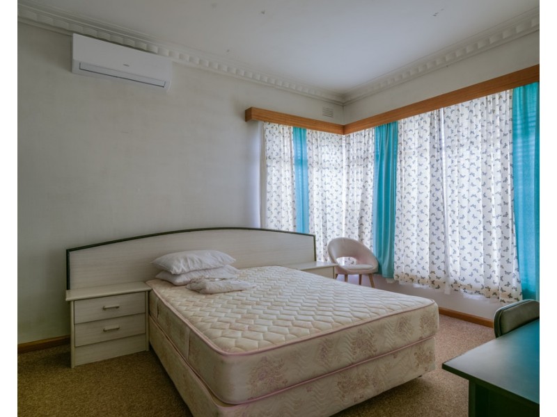 230 Main Road, Golden Point VIC 3350