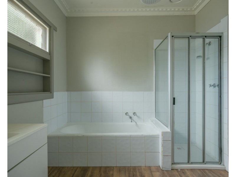 230 Main Road, Golden Point VIC 3350