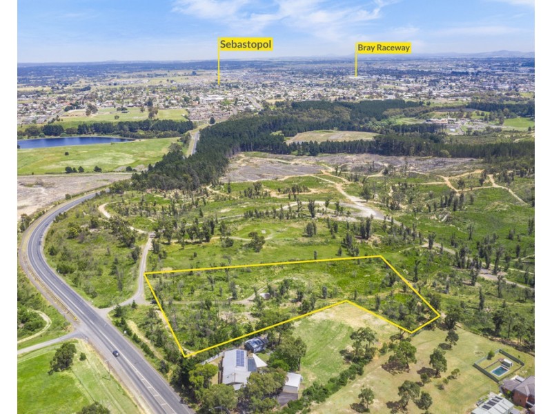 212 Whitehorse Road, Mount Clear VIC 3350