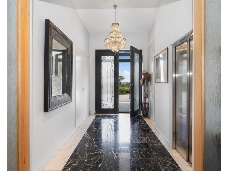 231 Callaghans Lane, Gordon VIC 3345