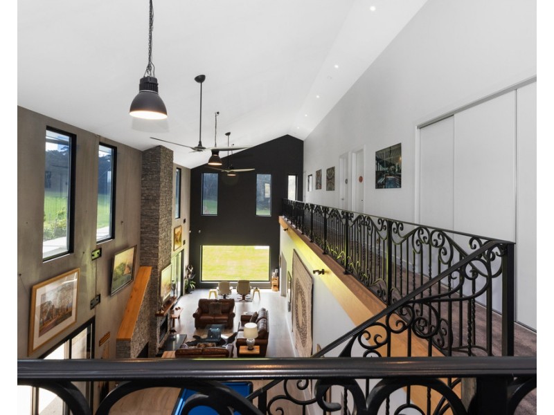 231 Callaghans Lane, Gordon VIC 3345