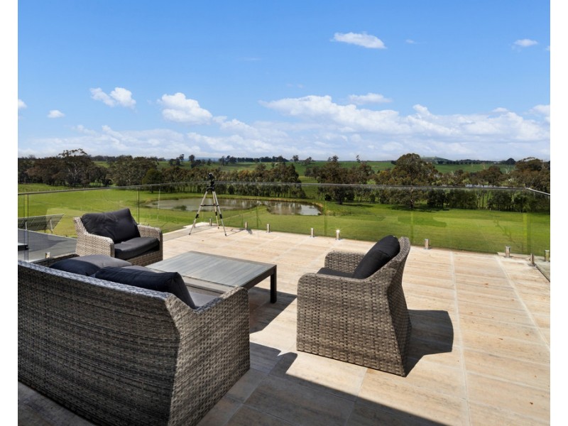 231 Callaghans Lane, Gordon VIC 3345