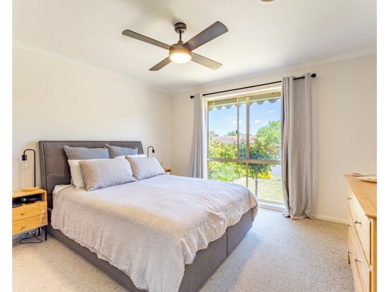 31 Towong Street, Alfredton VIC 3350