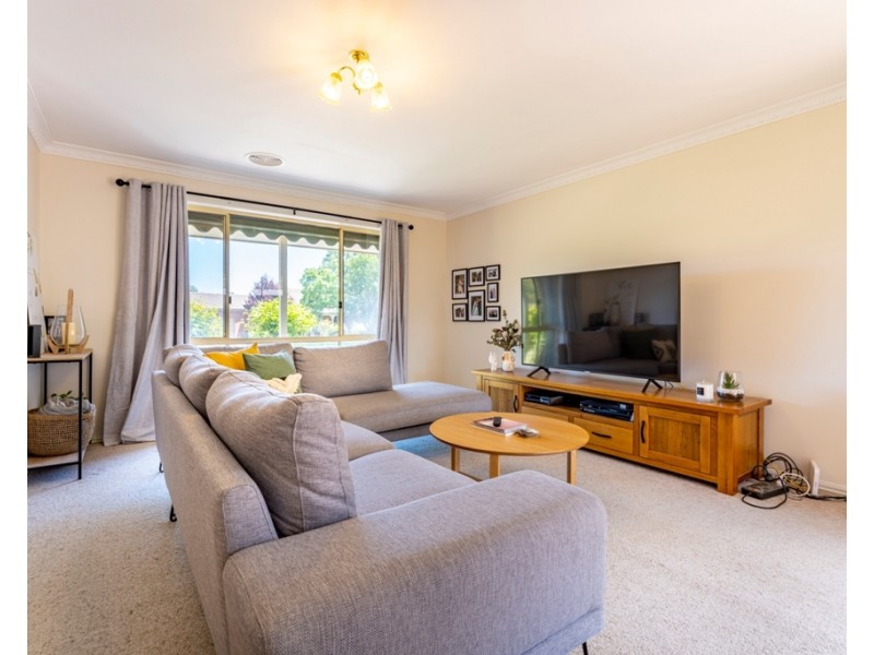 31 Towong Street, Alfredton VIC 3350