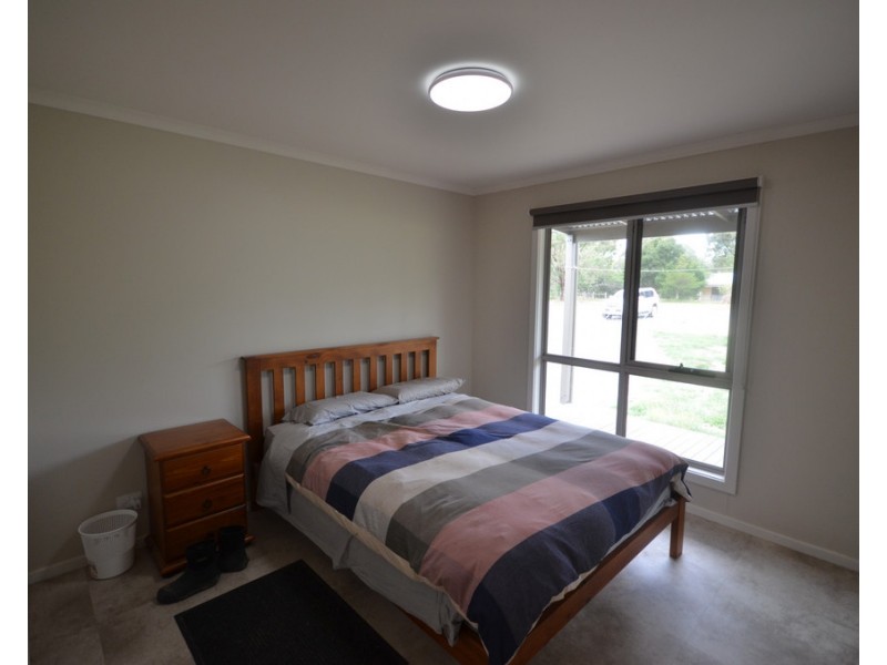 88 Green Street, Elmhurst VIC 3469