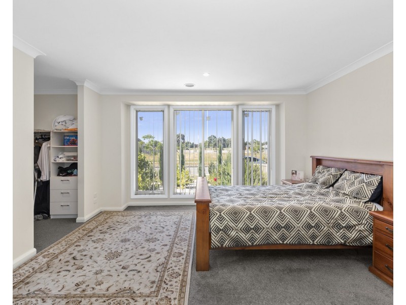 18 Maestro Court, Delacombe VIC 3356