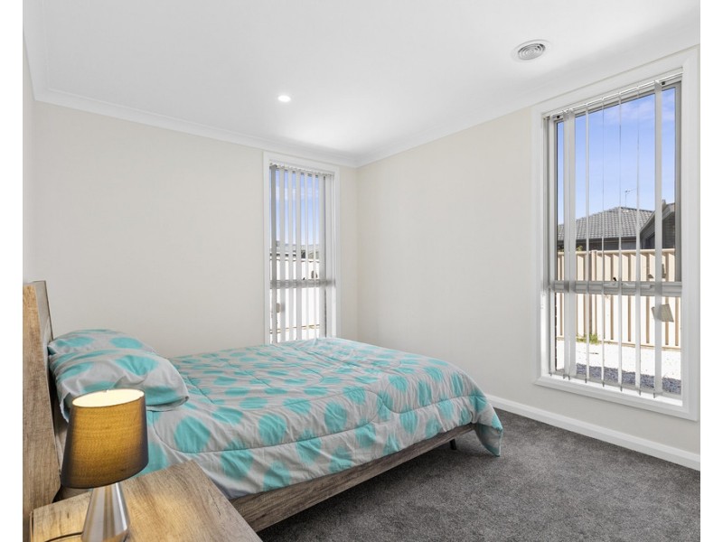 18 Maestro Court, Delacombe VIC 3356