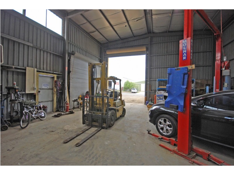 7 Beaumont Drive, Delacombe VIC 3356