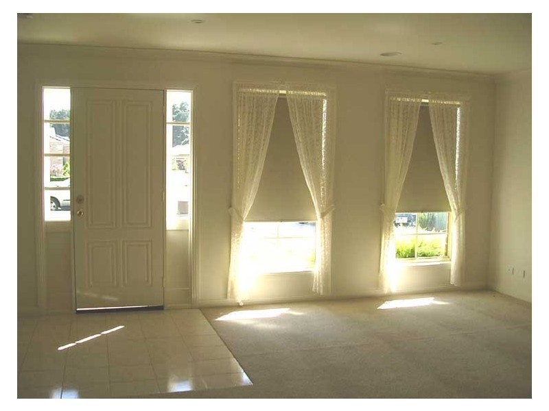 31 Stirling Drive, Lake Gardens VIC 3355