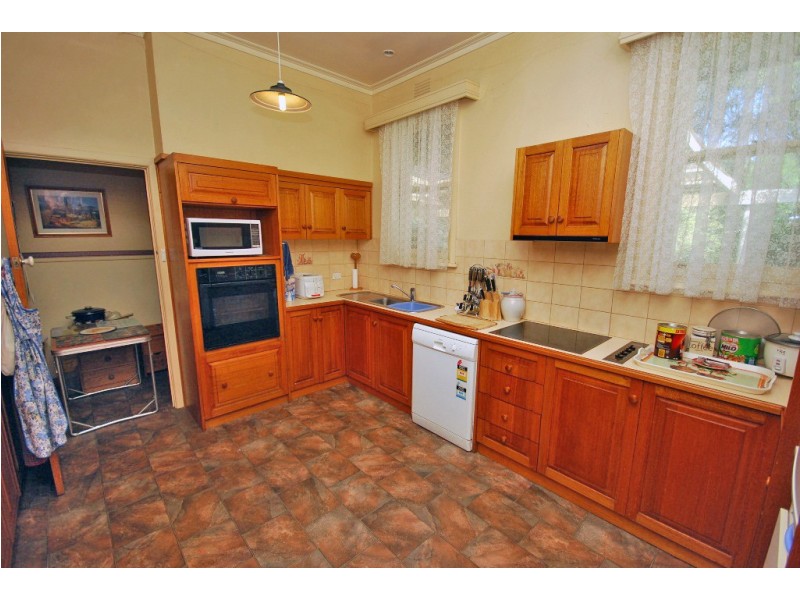 88 High Street, Lismore VIC 3324