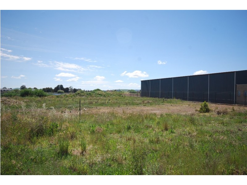 44 Gregory Street West, Wendouree VIC 3355