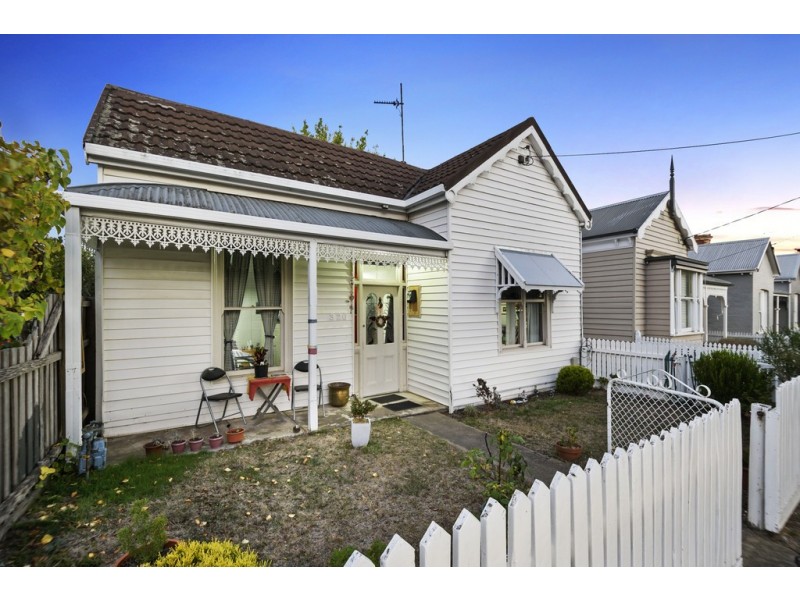 326 Ligar Street, Soldiers Hill VIC 3350