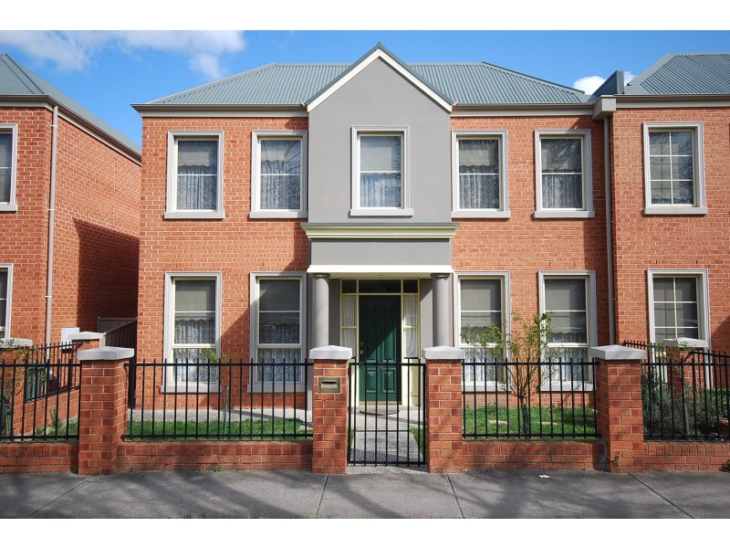 207 Seymour Street, Soldiers Hill VIC 3350