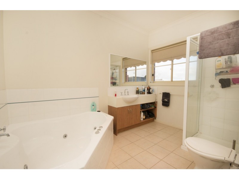 207 Seymour Street, Soldiers Hill VIC 3350