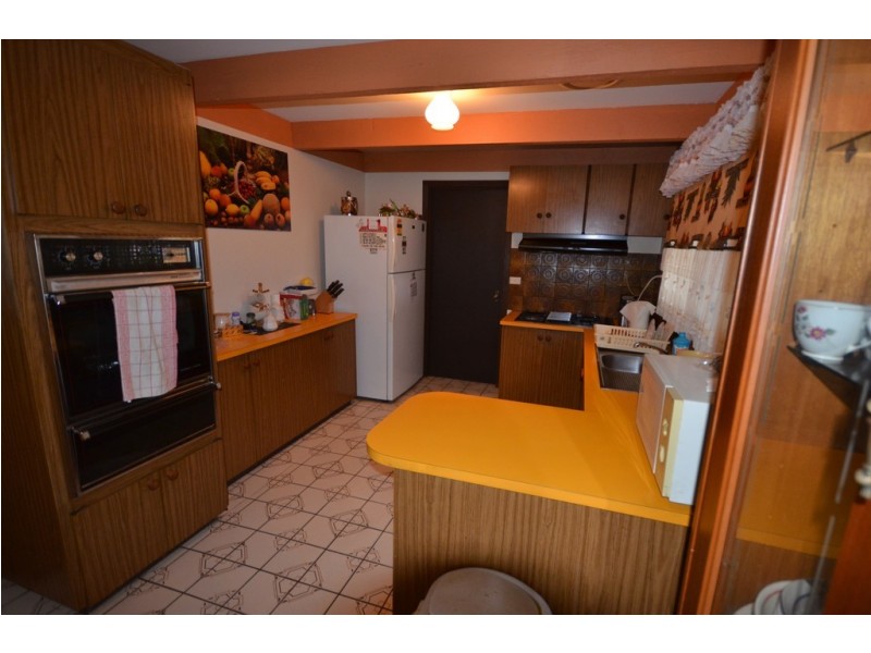 95 Foulkes Crescent, Clunes VIC 3370