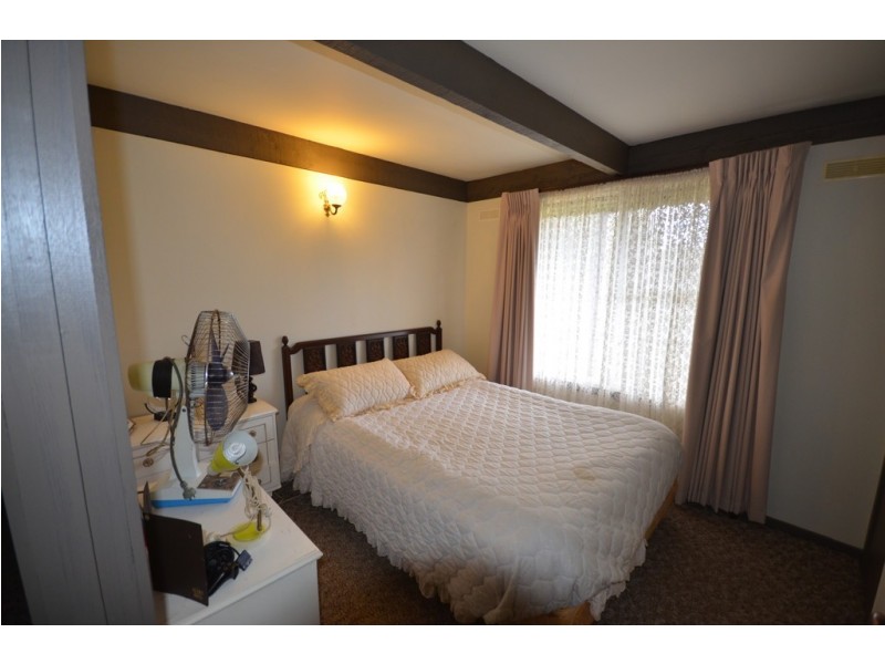 95 Foulkes Crescent, Clunes VIC 3370