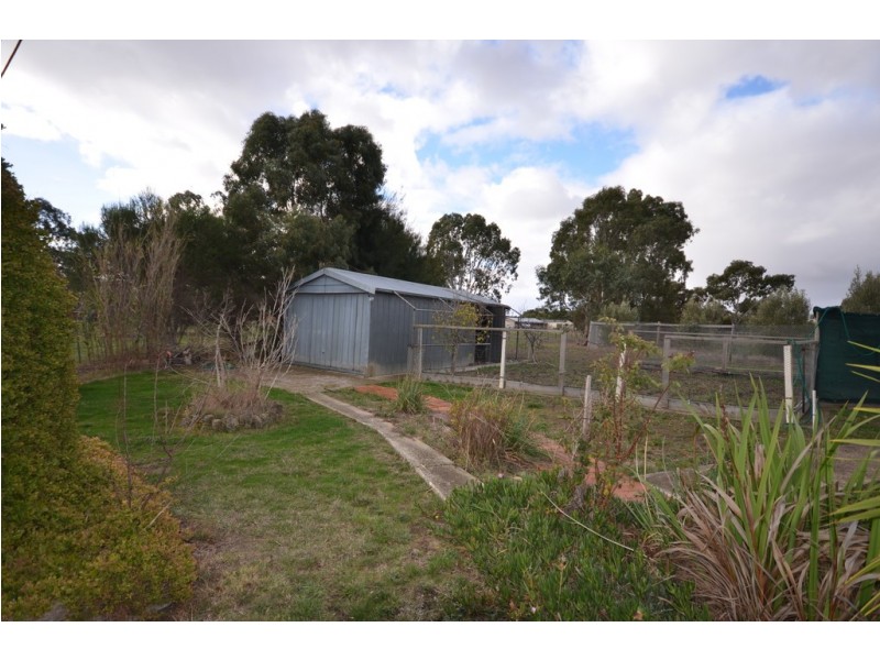 95 Foulkes Crescent, Clunes VIC 3370