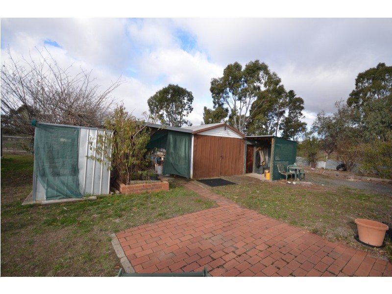 95 Foulkes Crescent, Clunes VIC 3370