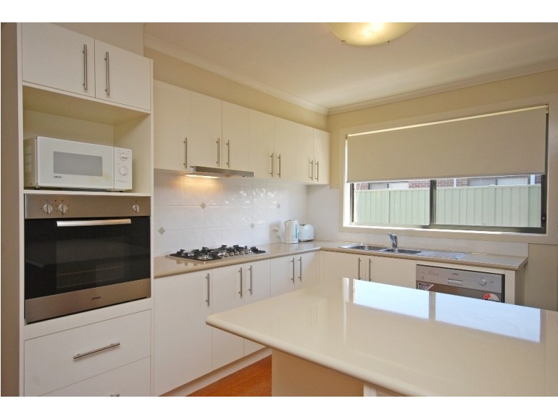 12 Hodge Street, Miners Rest VIC 3352