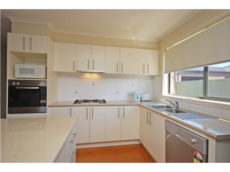 12 Hodge Street, Miners Rest VIC 3352