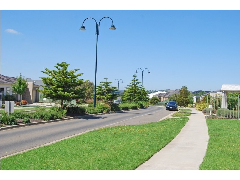 12 Hodge Street, Miners Rest VIC 3352