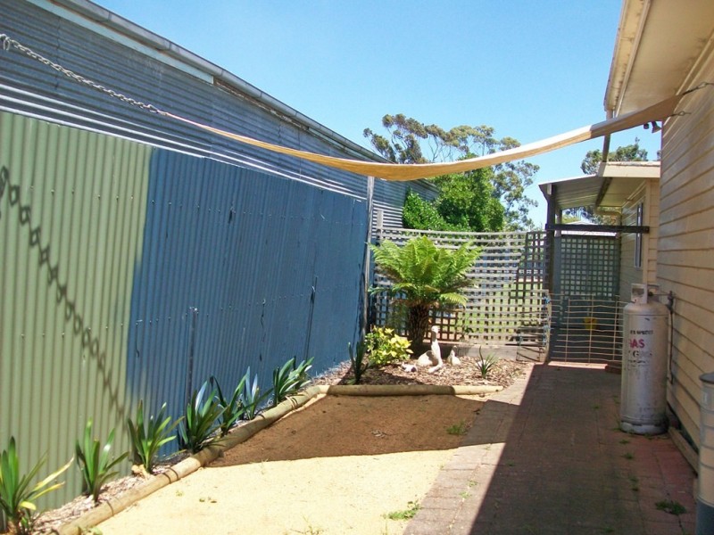 27 High Street, Lismore VIC 3324