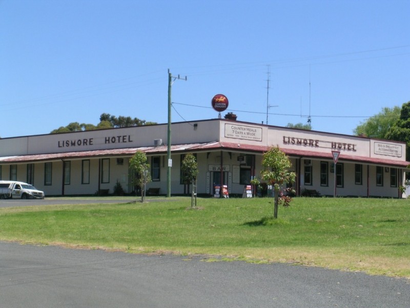 27 High Street, Lismore VIC 3324