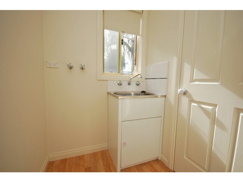 9 Domain Gardens, Sebastopol VIC 3356