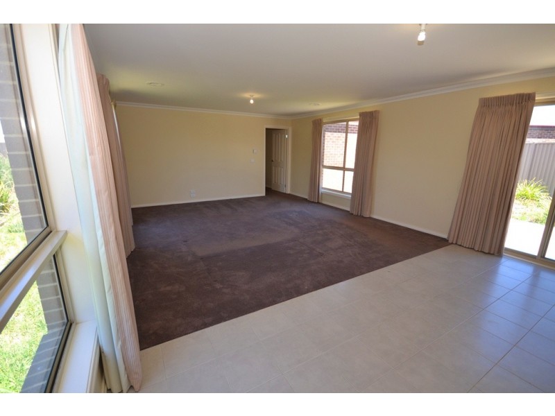 28 Josephine Way, Sebastopol VIC 3356