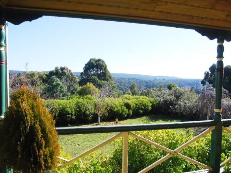 80 Patterson St, Daylesford VIC 3460