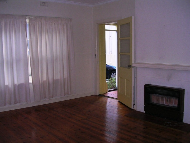 1/4 Lyons Street South, Ballarat Central VIC 3350