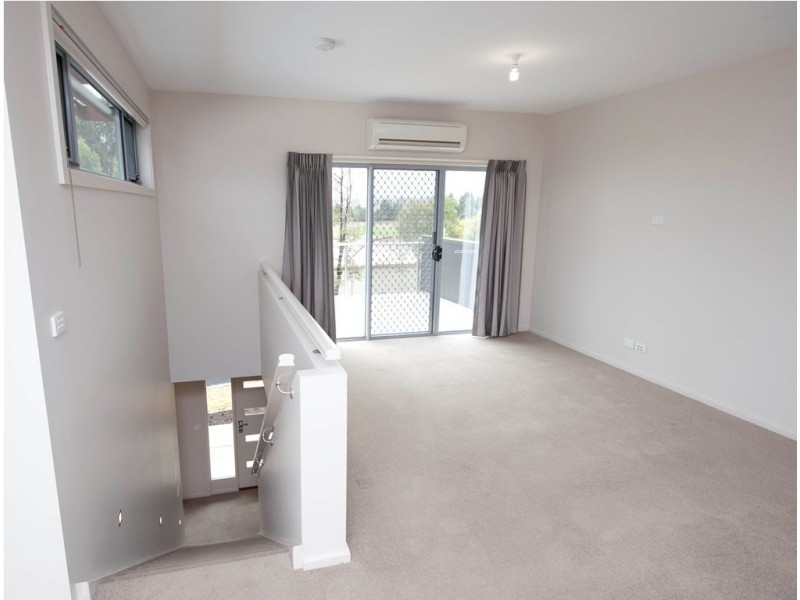 12 Butterfly Lane, Golden Point VIC 3350