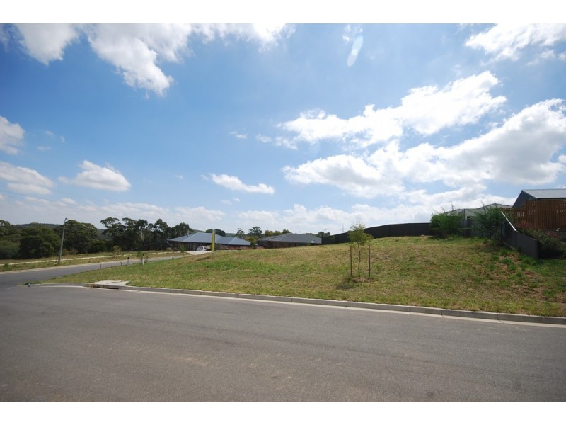 1 Gallowburn Court, Brown Hill VIC 3350