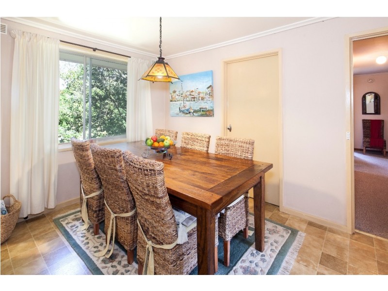 5 Frances Crescent, Ballarat East VIC 3350