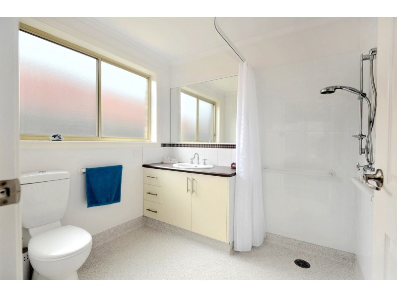 23 King George Way, Mitchell Park VIC 3352