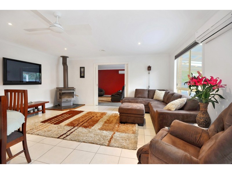 23 King George Way, Mitchell Park VIC 3352