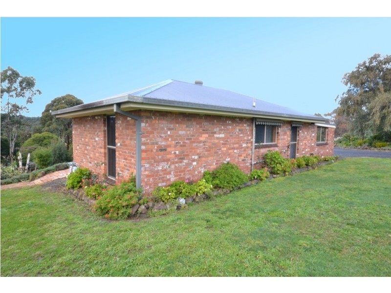 18 Picton Street, Sebastopol VIC 3356