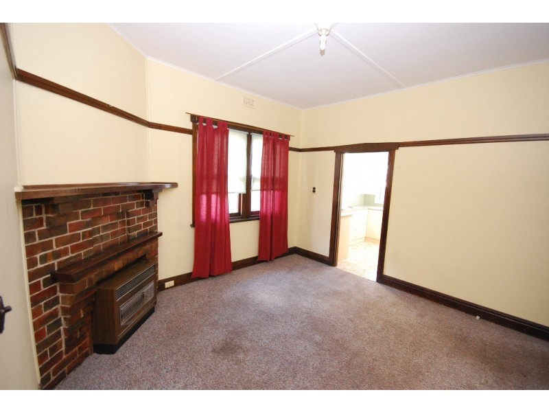 210a Doveton Crescent, Soldiers Hill VIC 3350