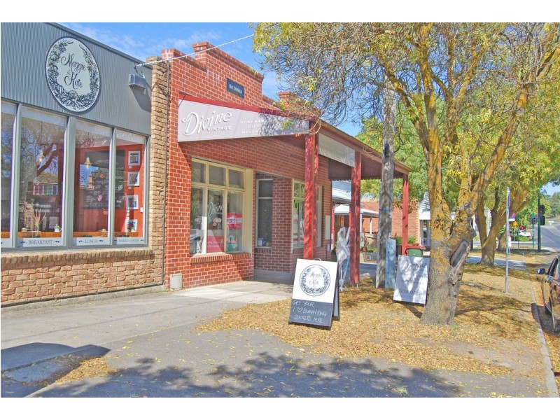 1/405 Warrenheip Street, Buninyong VIC 3357